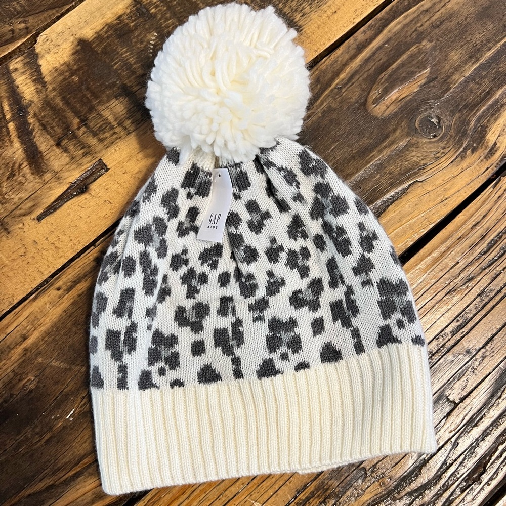 Gap Kids Cream and Grey Leopard Print Knit Beanie One Size